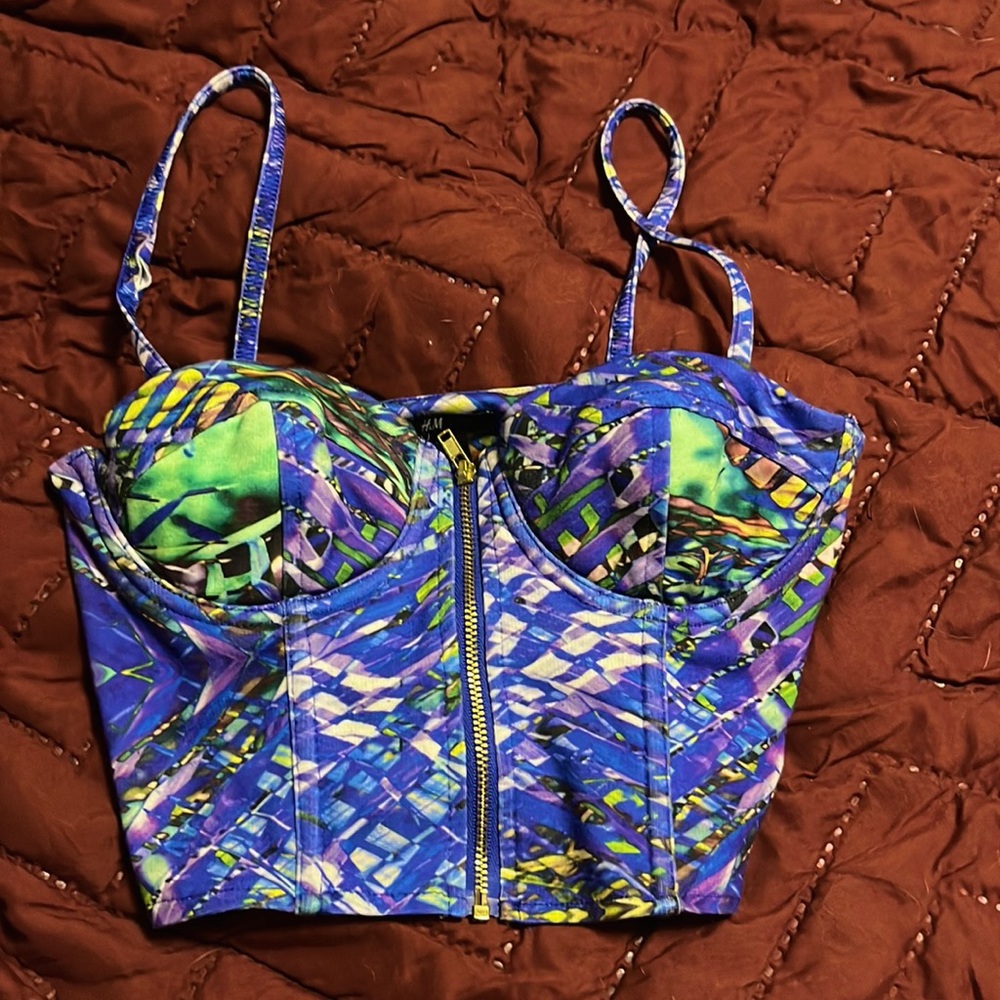 H&M zip up top